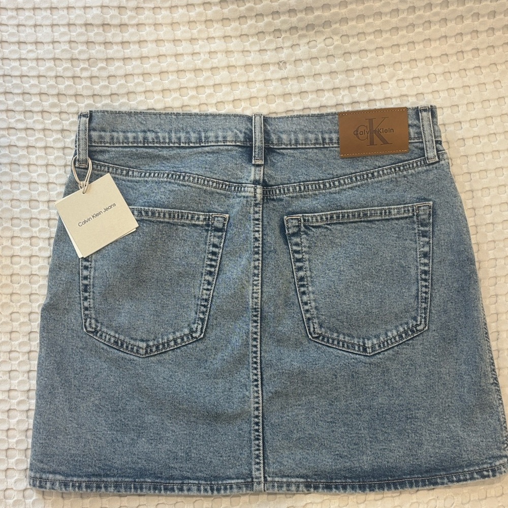 CALVIN KLEIN Mini Skirt *Brand New* Moving Out of U.S. Sale!! - Picture 3 of 6